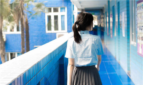 昆都仑如何找到一个可以帮助我生孩子的女人？
